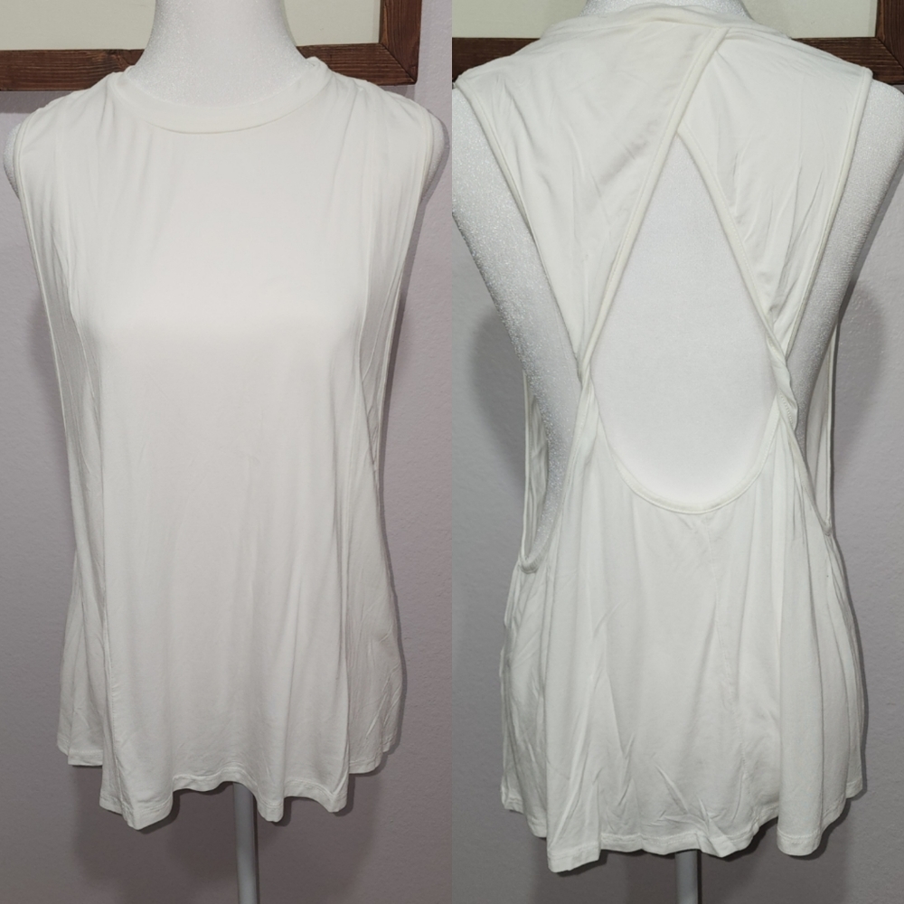 New POL Twist Back Sleeveless Top